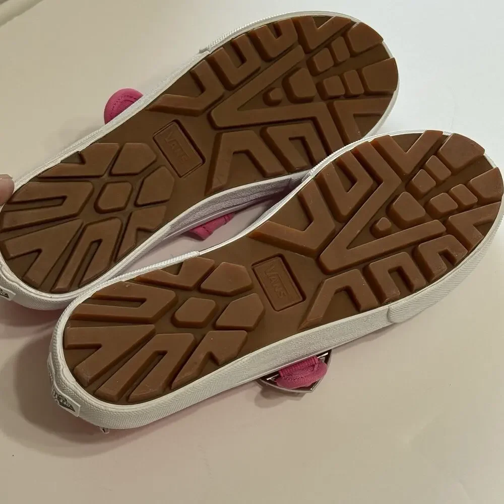 VANS T Strap Heart Buckle Canvas Sneakers Women’s 6.5 Pink White Mary Jane EUC - Picture 8 of 10